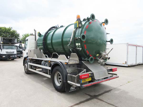 REF 51 - 2018 DAF Euro 6 2000 Gallon vacuum tanker for sal